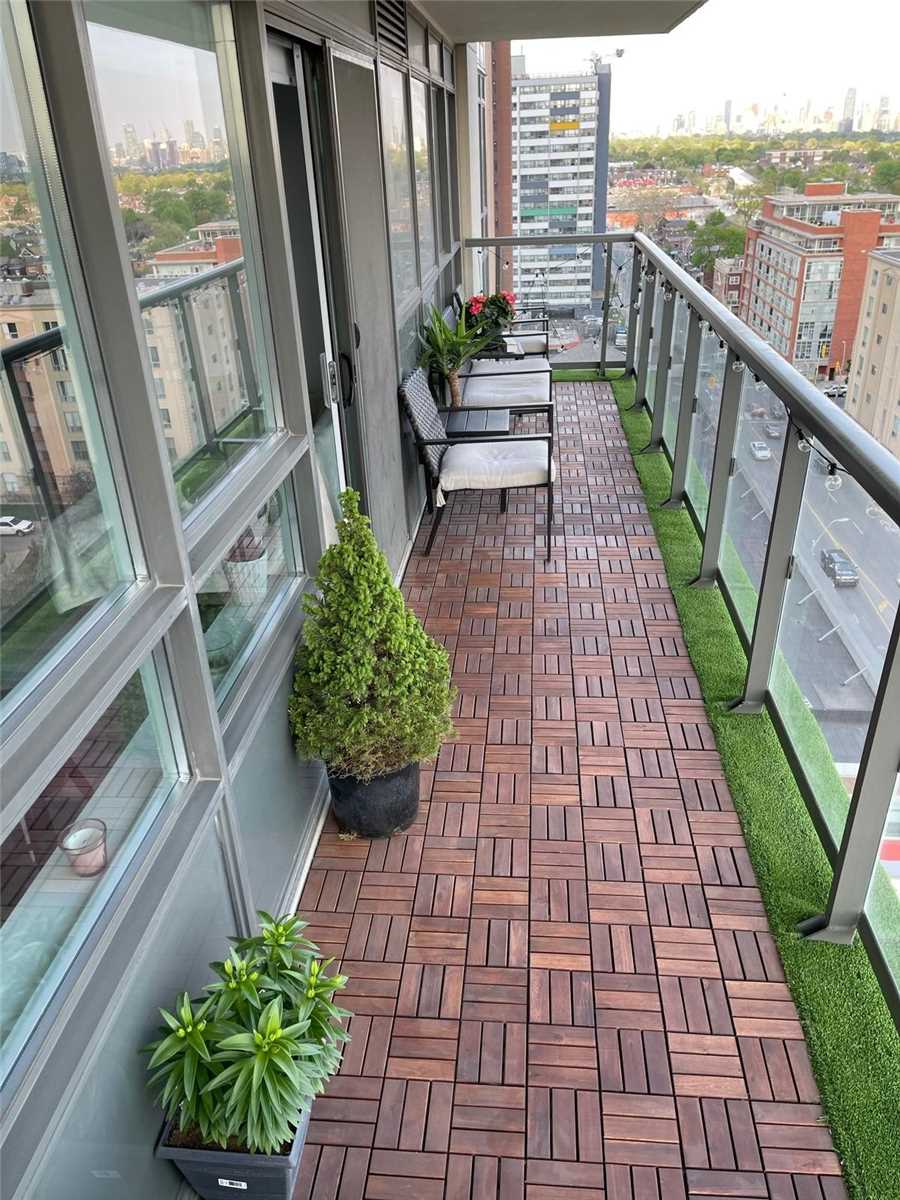 1420 Dupont Street, #1403