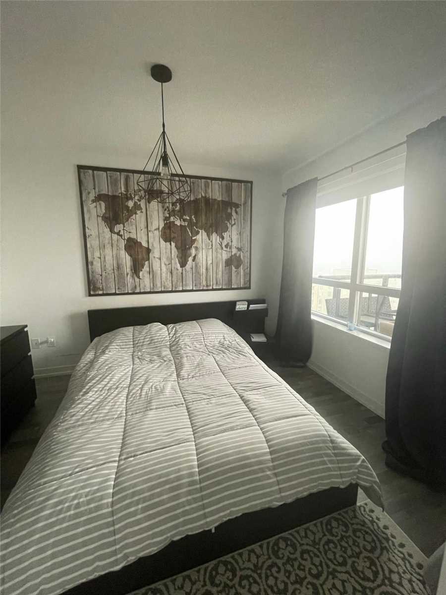 1420 Dupont Street, #1403