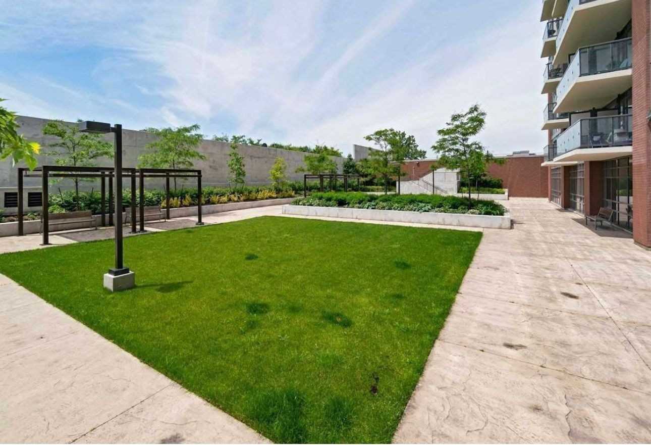 1420 Dupont Street, #1403