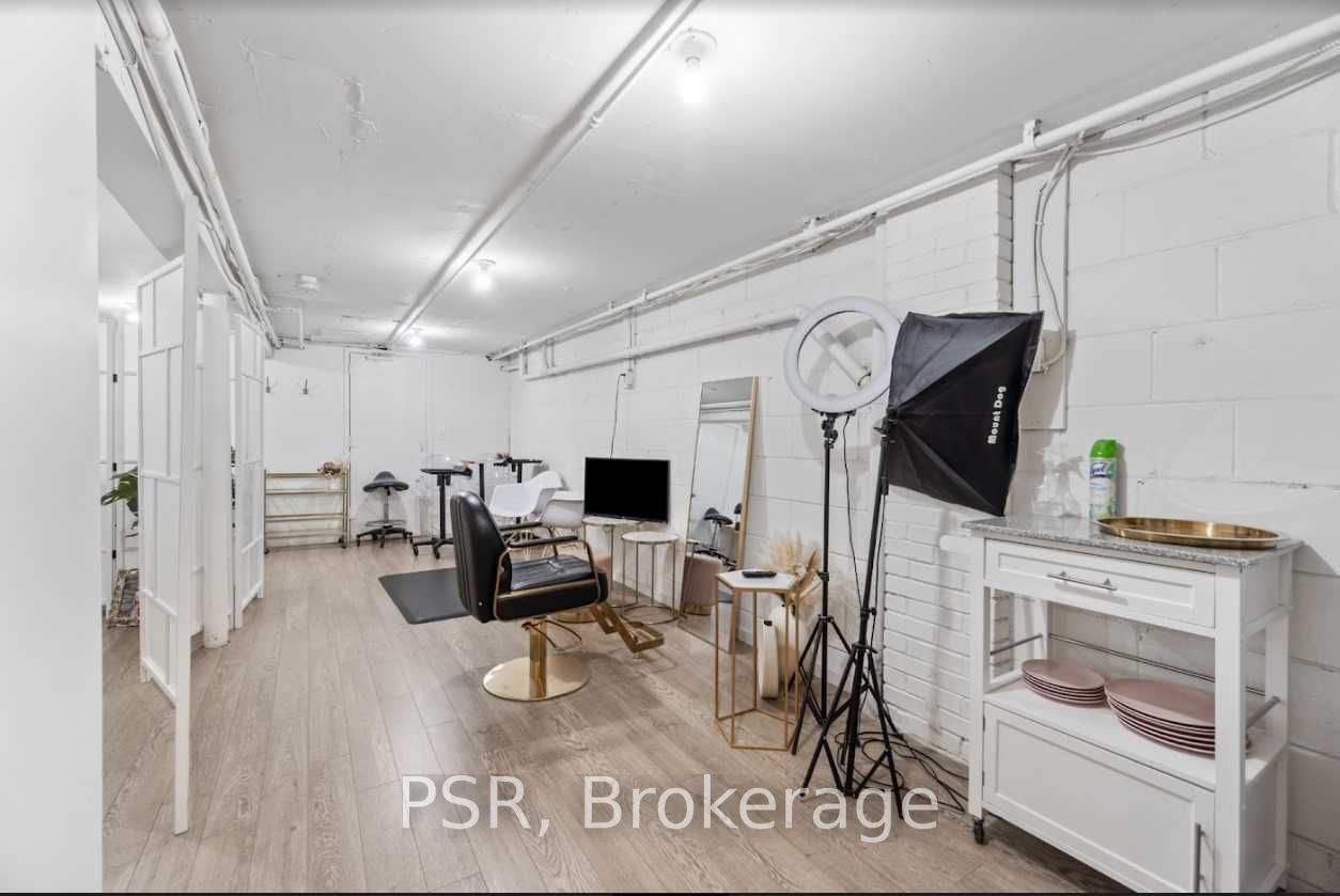 Listing W5947867 - Large Photo # 26