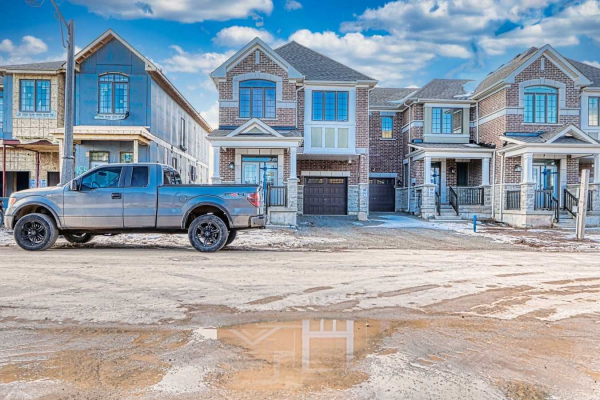 1205 Anson Gate, Oakville