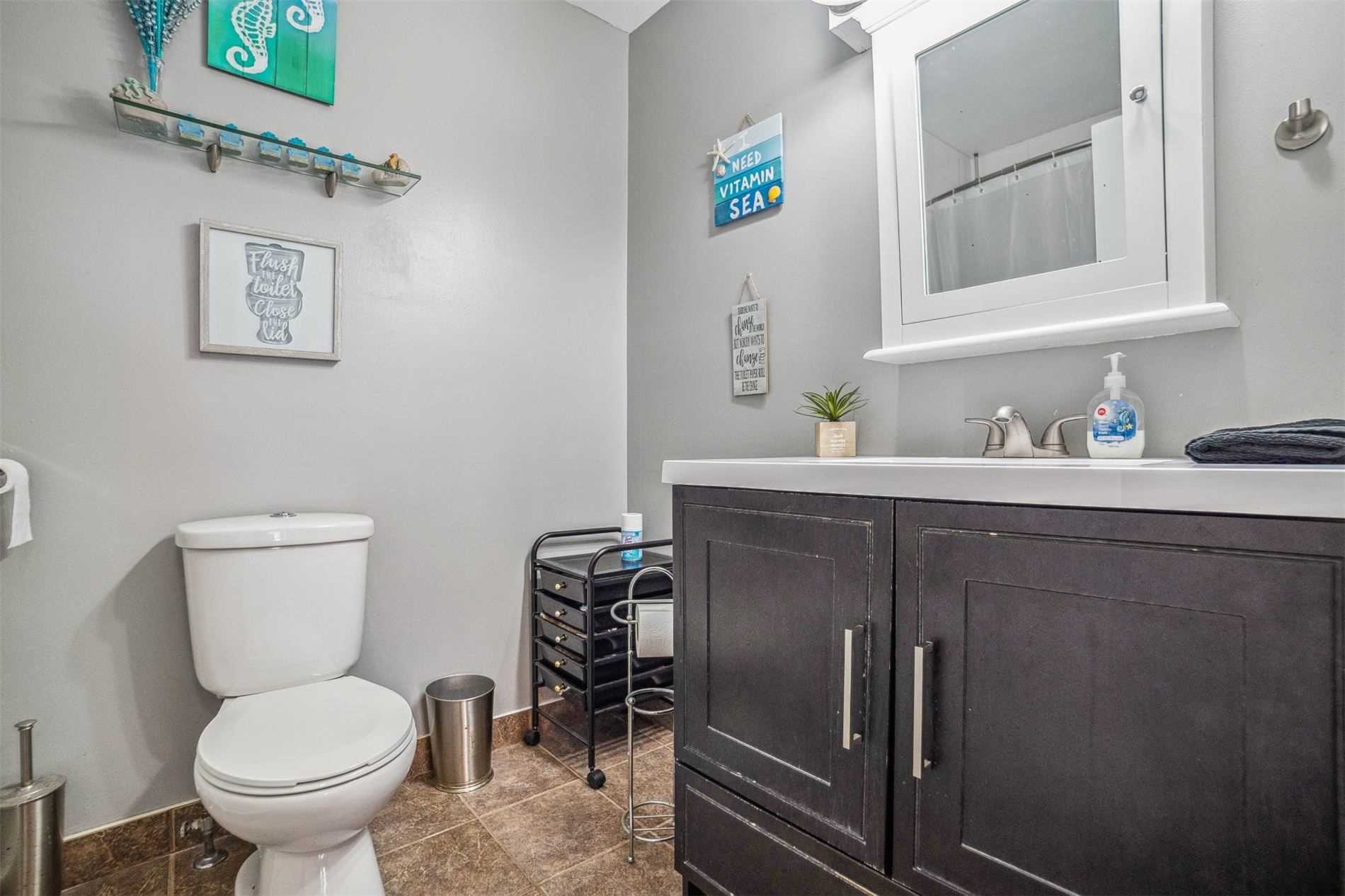 Listing W5947943 - Large Photo # 12