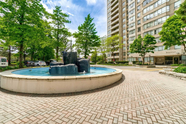 30 Malta Ave, Brampton