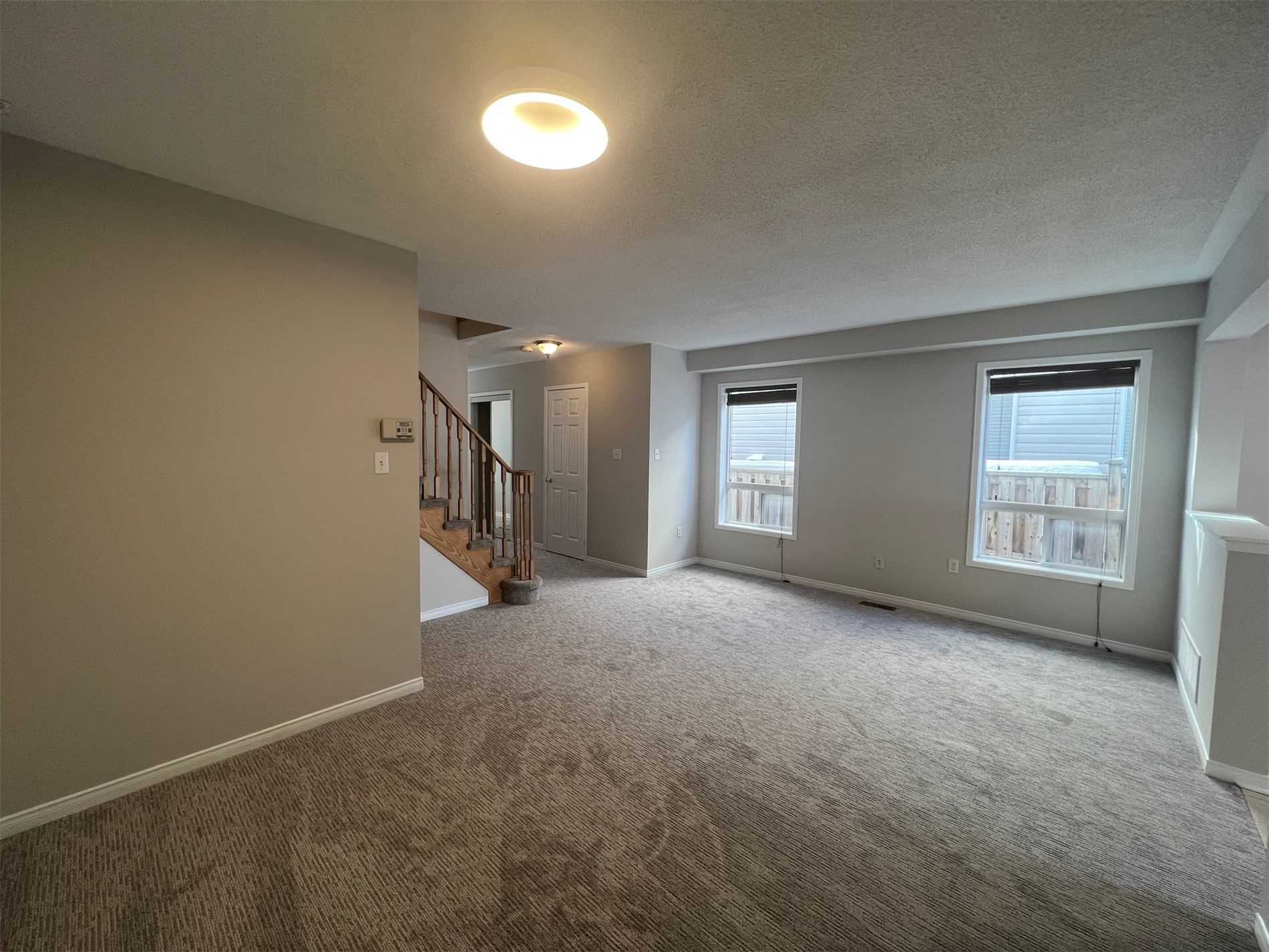 Listing W5948199 - Large Photo # 2