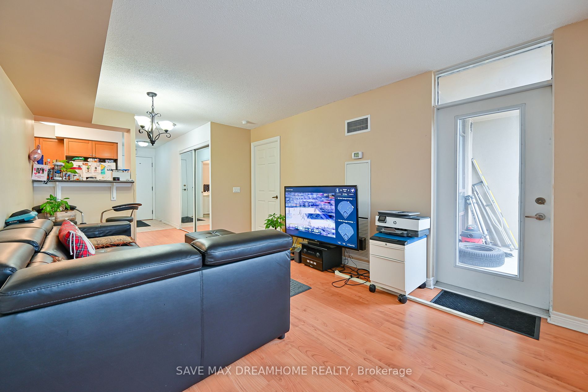 Listing W5948928 - Large Photo # 17