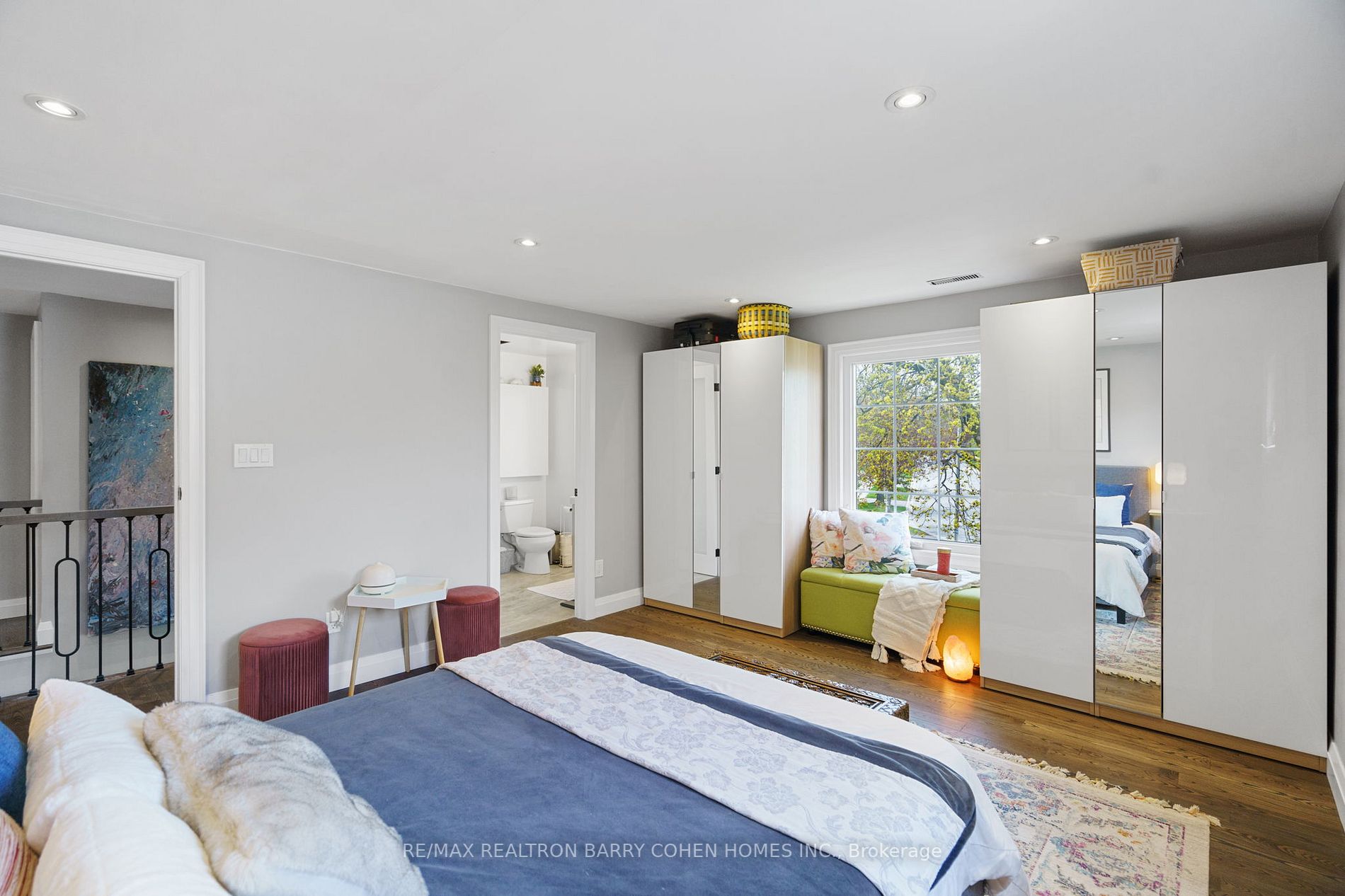 2130 Jenner Court