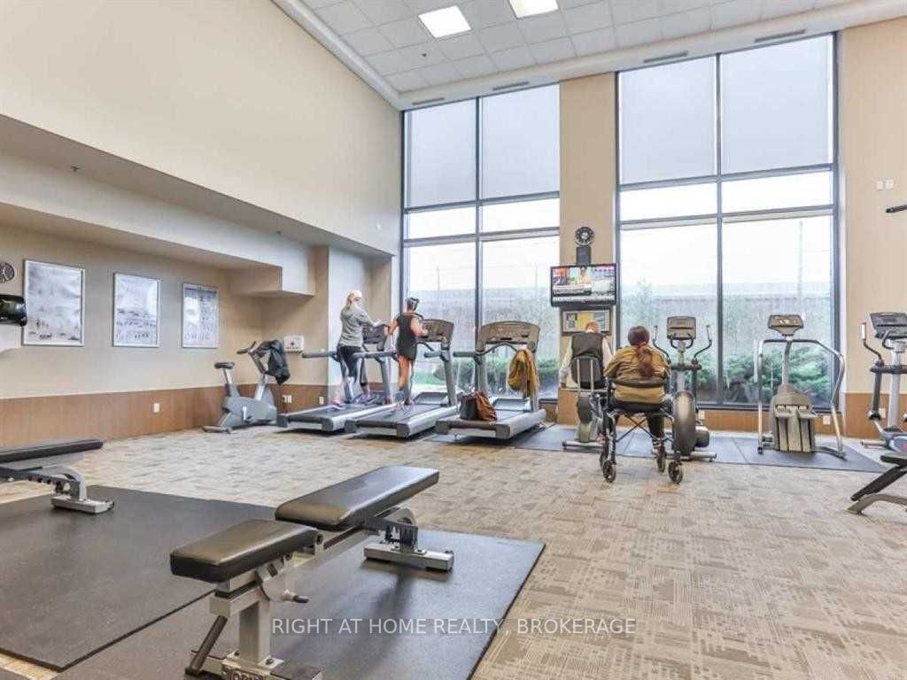 2087 Lake Shore Blvd W, #207