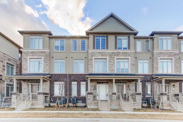 3026 Postridge Dr, Oakville