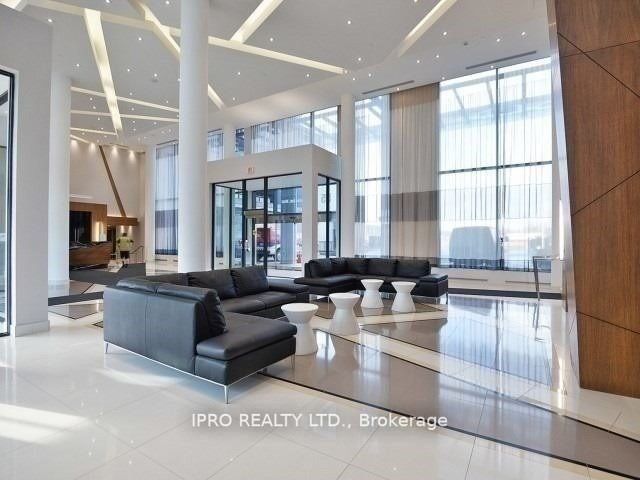 75 Eglinton Avenue W, #1504
