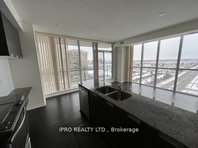 75 Eglinton Avenue W, #1504