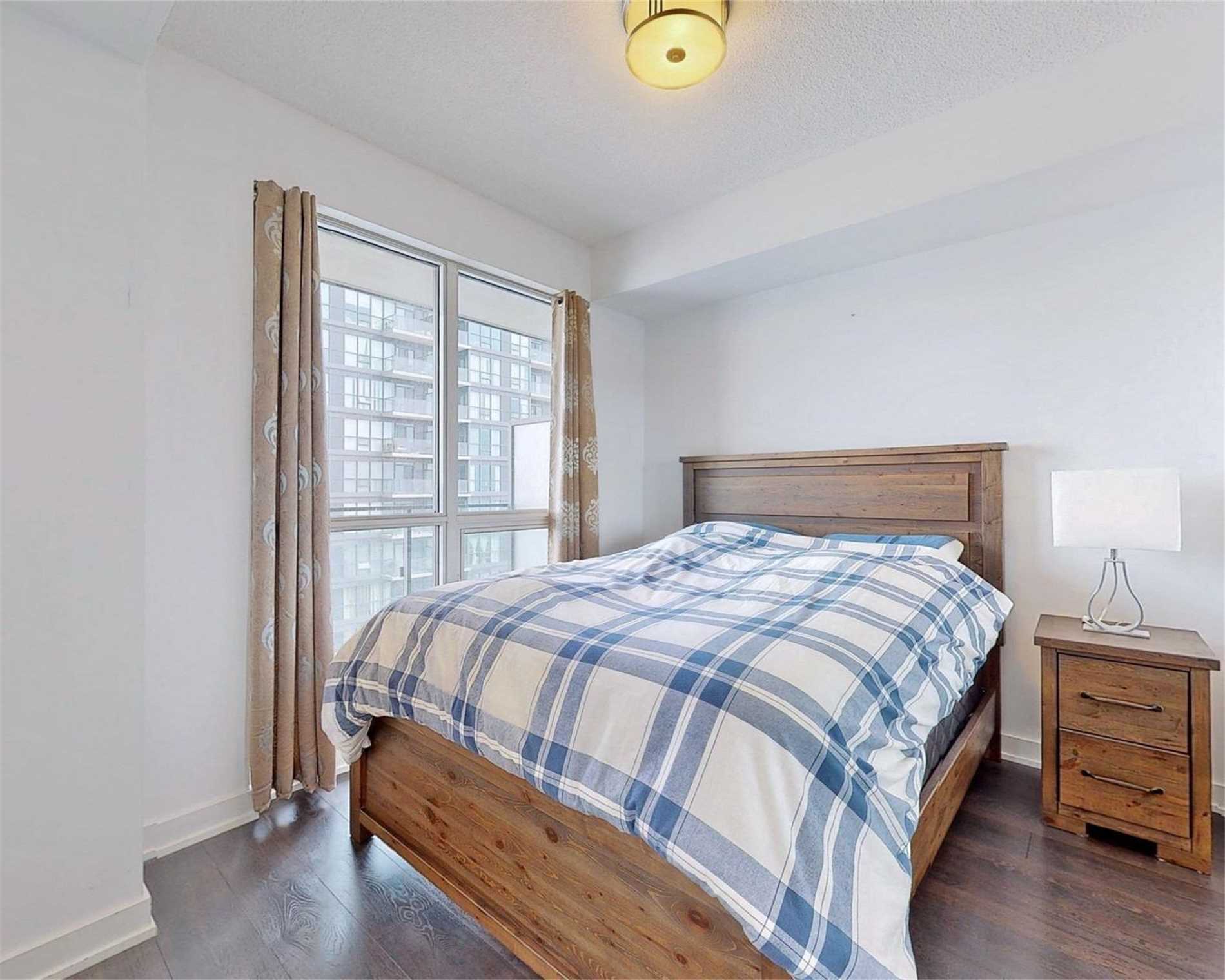 Listing W5949809 - Large Photo # 15