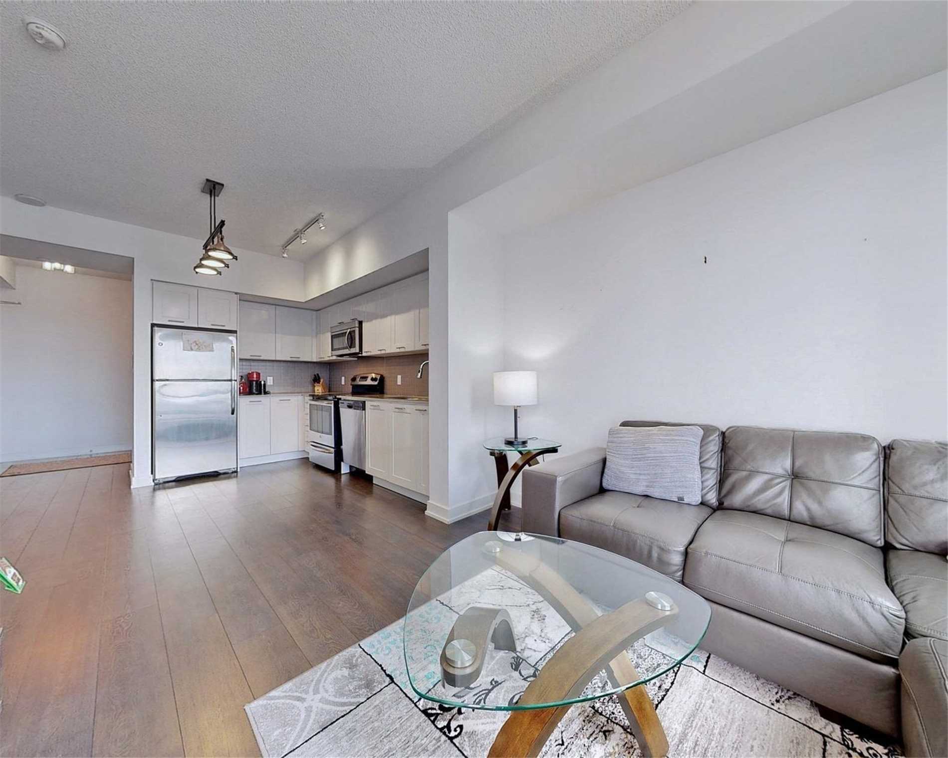 Listing W5949809 - Large Photo # 7