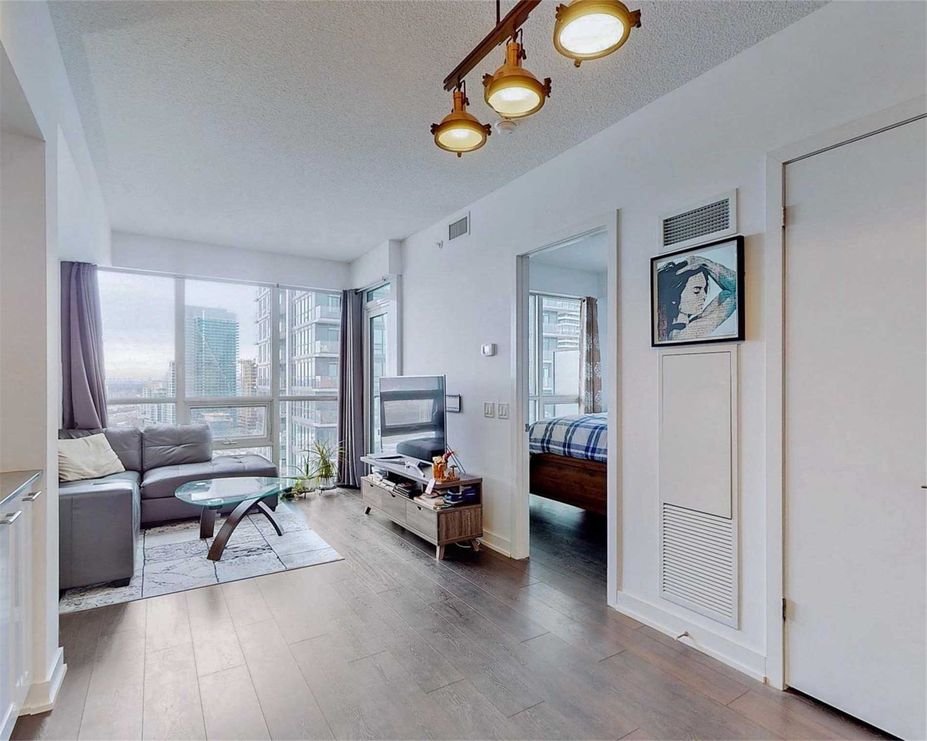 Listing W5949809 - Large Photo # 14