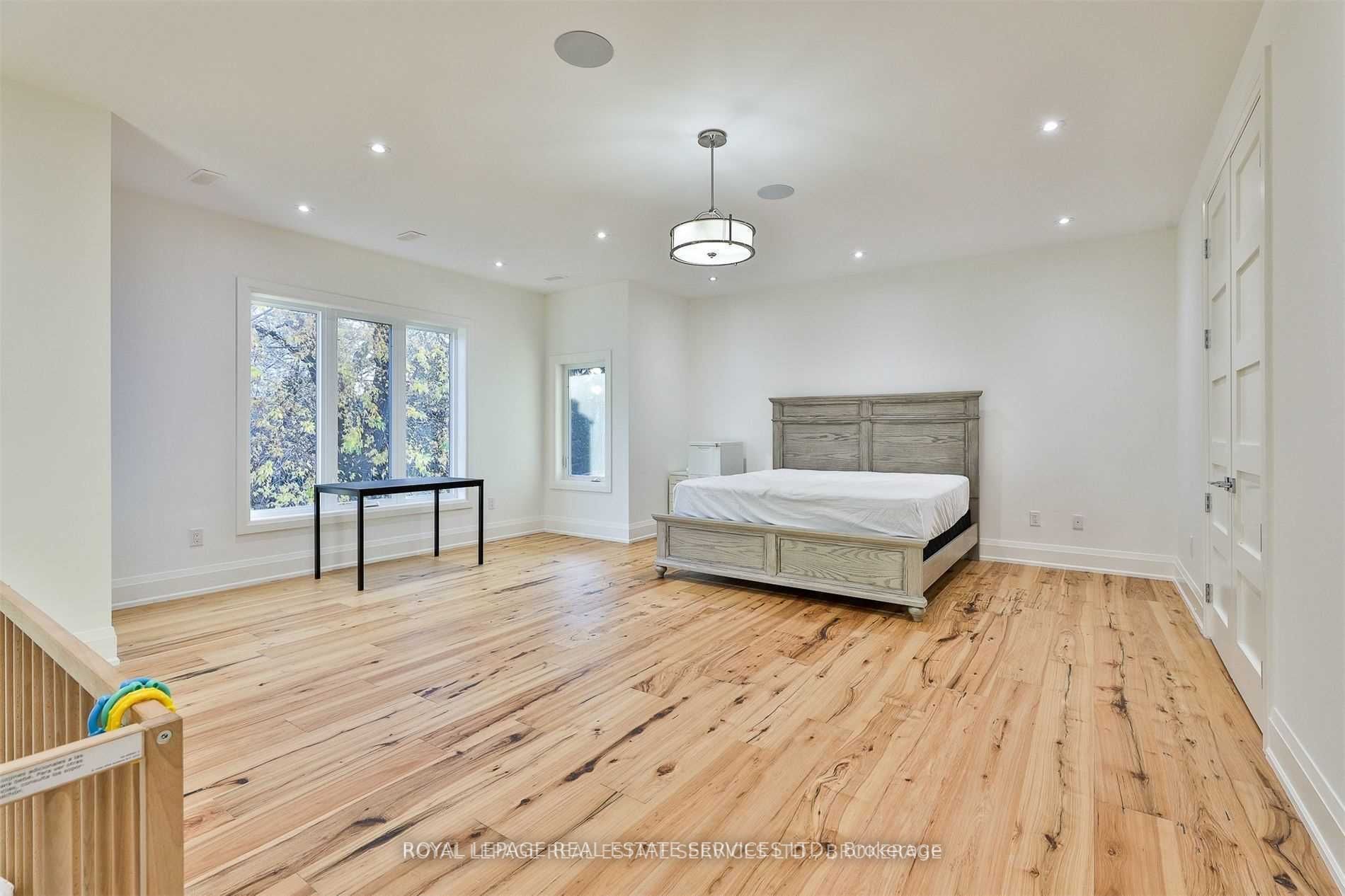 61 Dane Ave