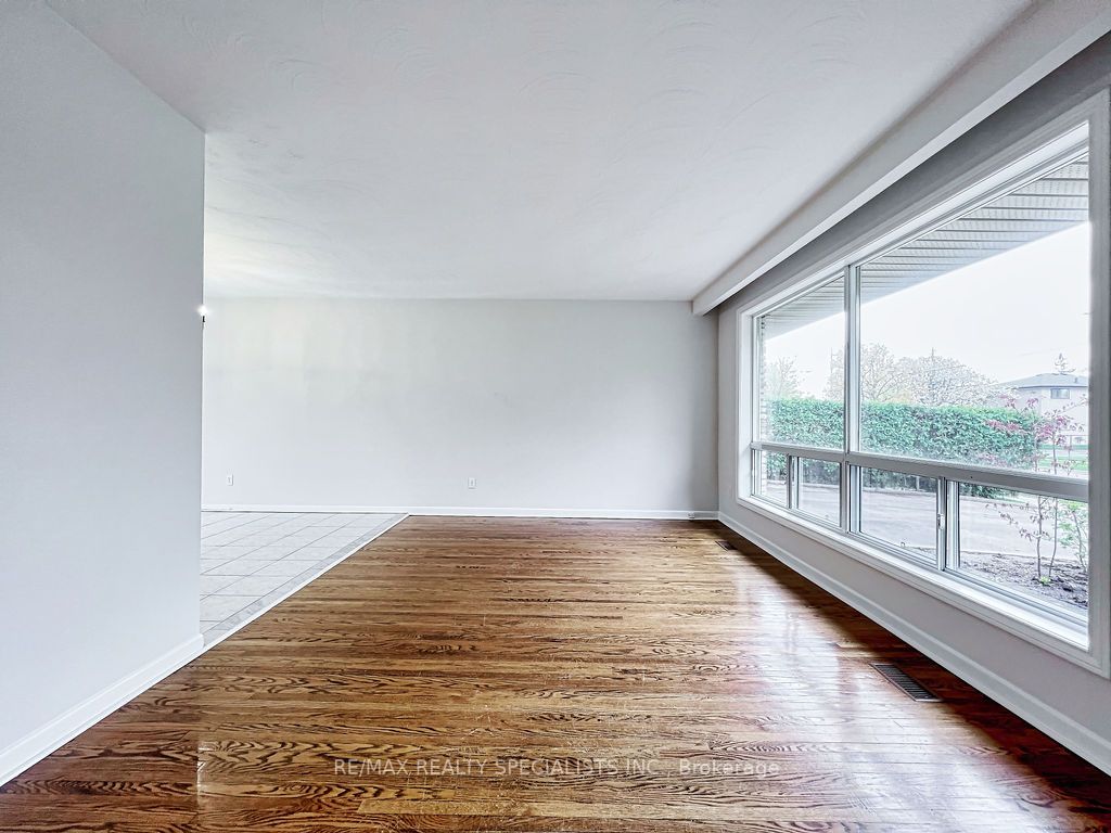 Listing W5950416 - Large Photo # 4