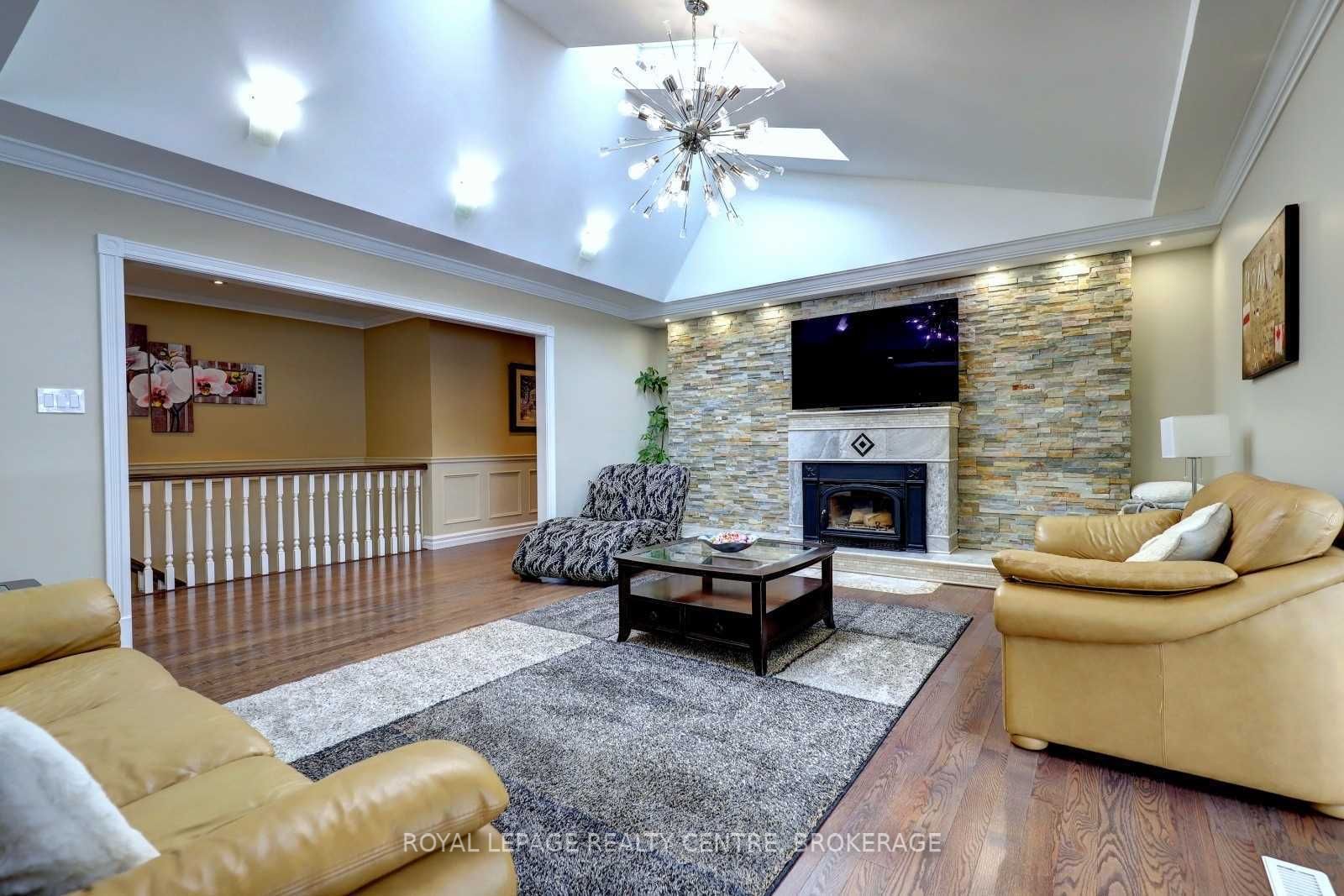 Listing W5951089 - Large Photo # 12