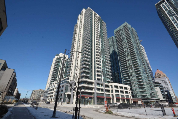 4055 Parkside Village Dr, Mississauga