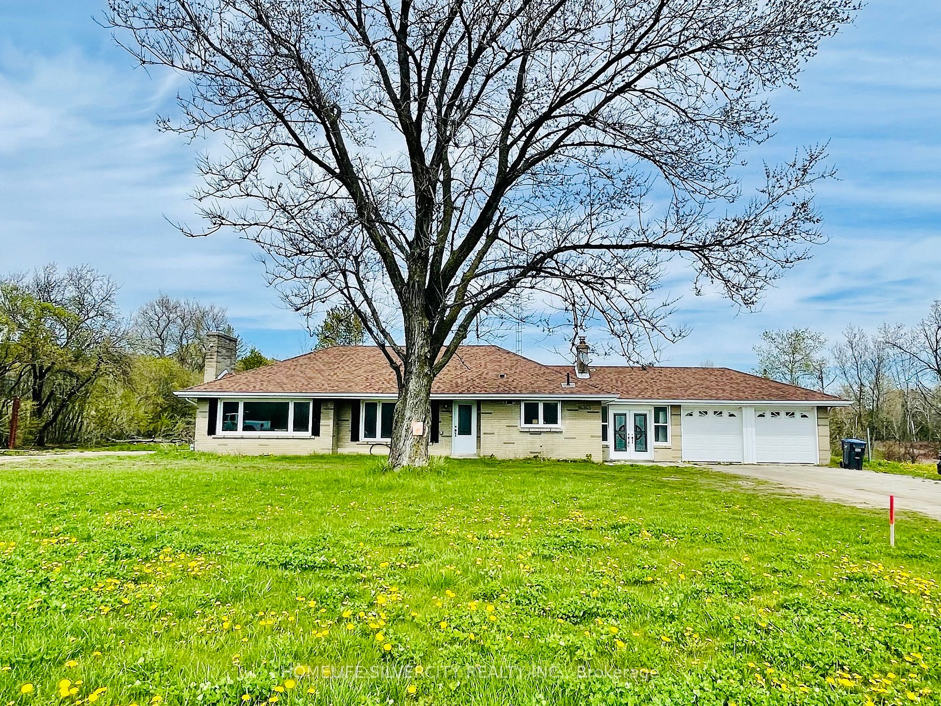 Listing W5951360 - Large Photo # 1