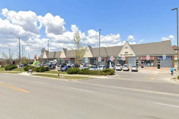 900 Ray Lawson Blvd, Brampton