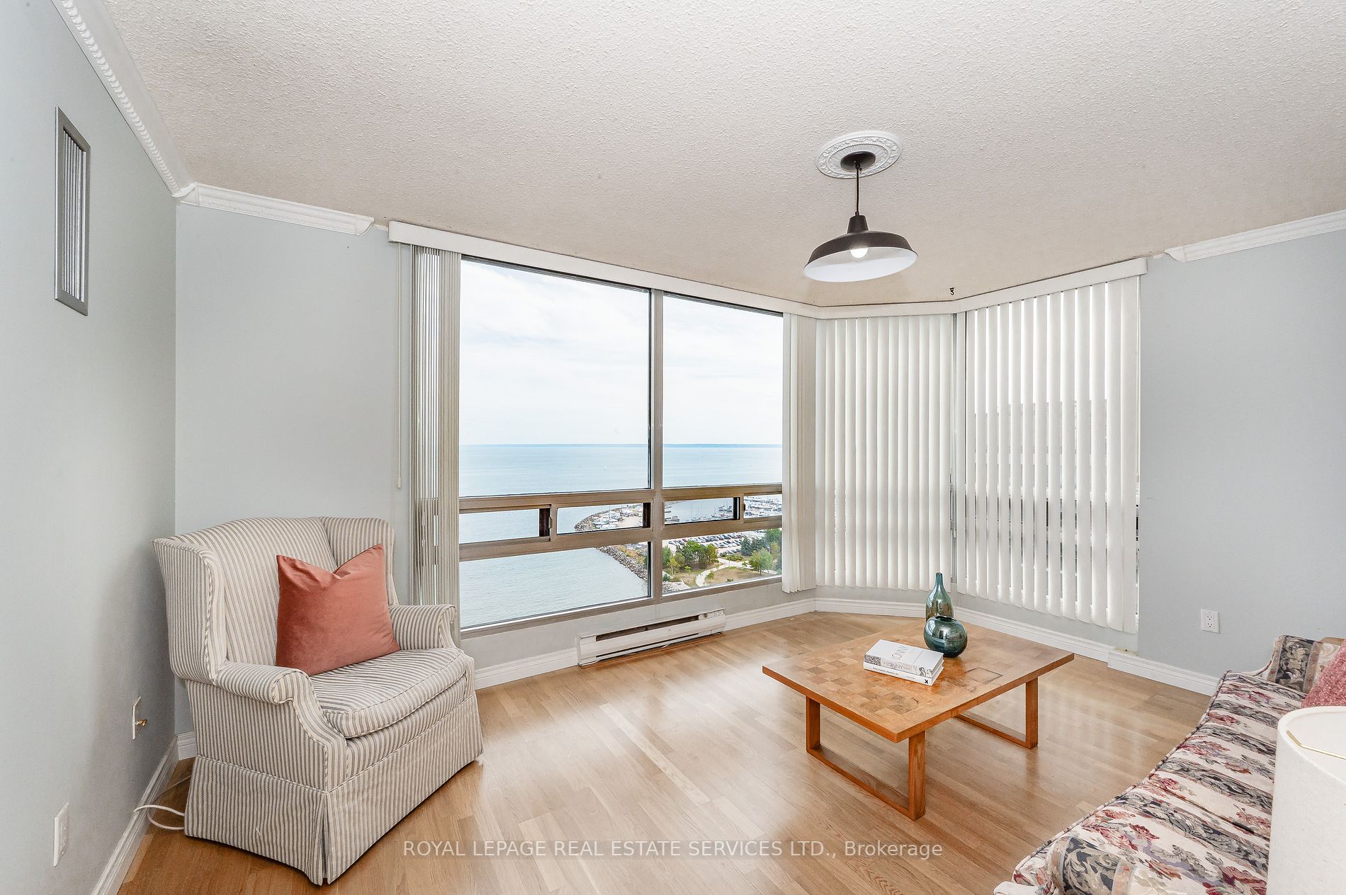Listing W5951420 - Large Photo # 12