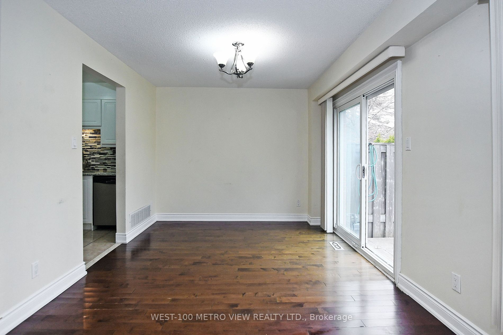3125 Fifth Line W, ##49