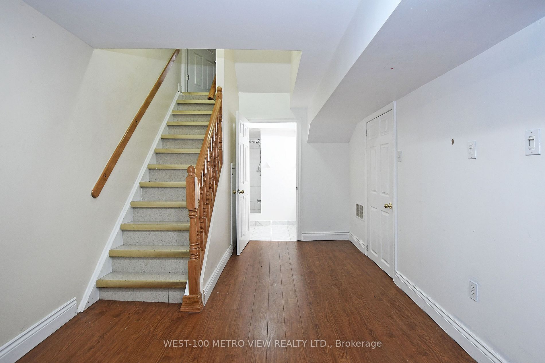 3125 Fifth Line W, ##49