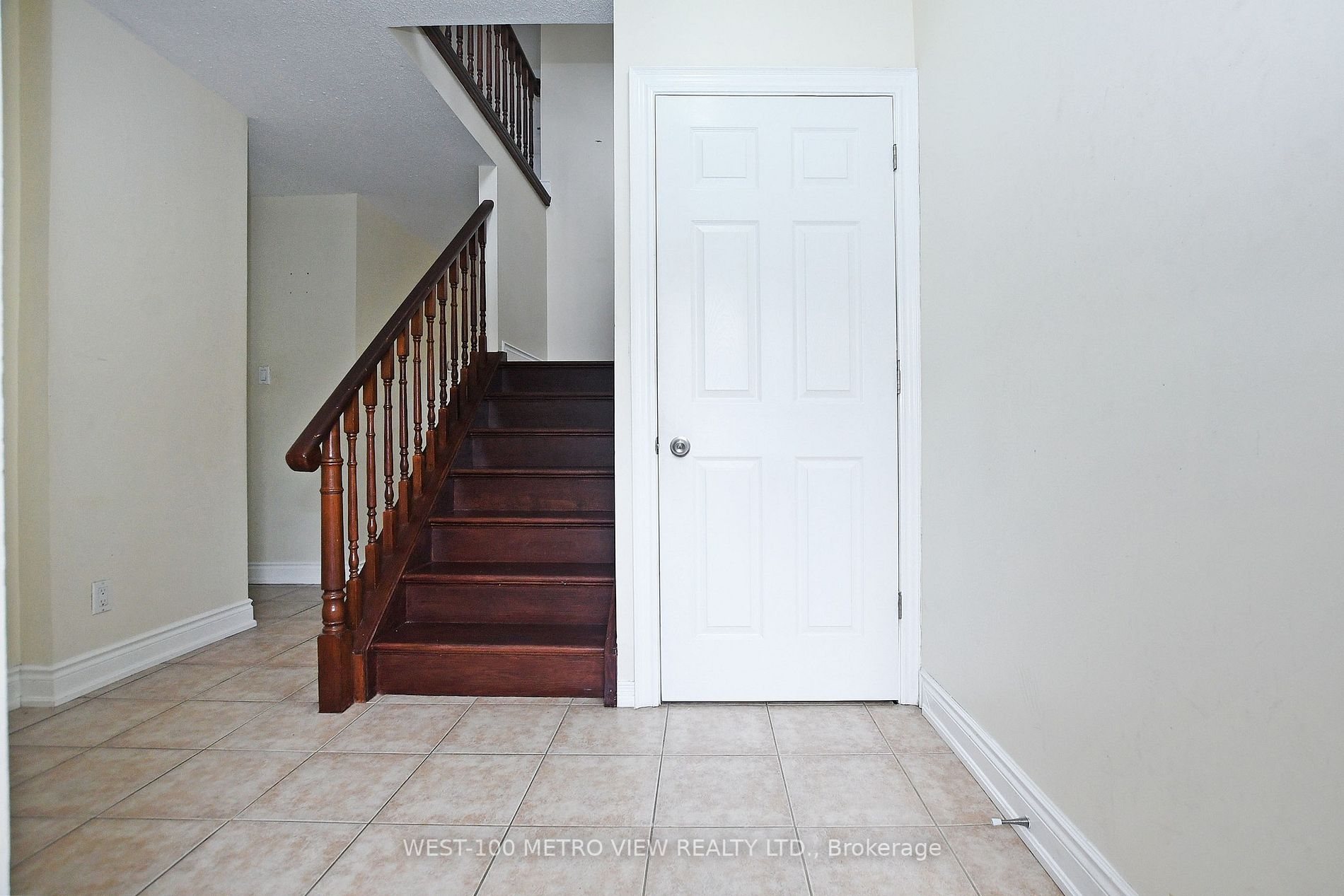 3125 Fifth Line W, ##49