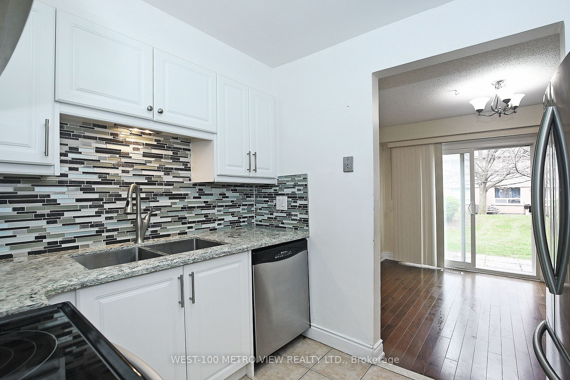 3125 Fifth Line W, ##49