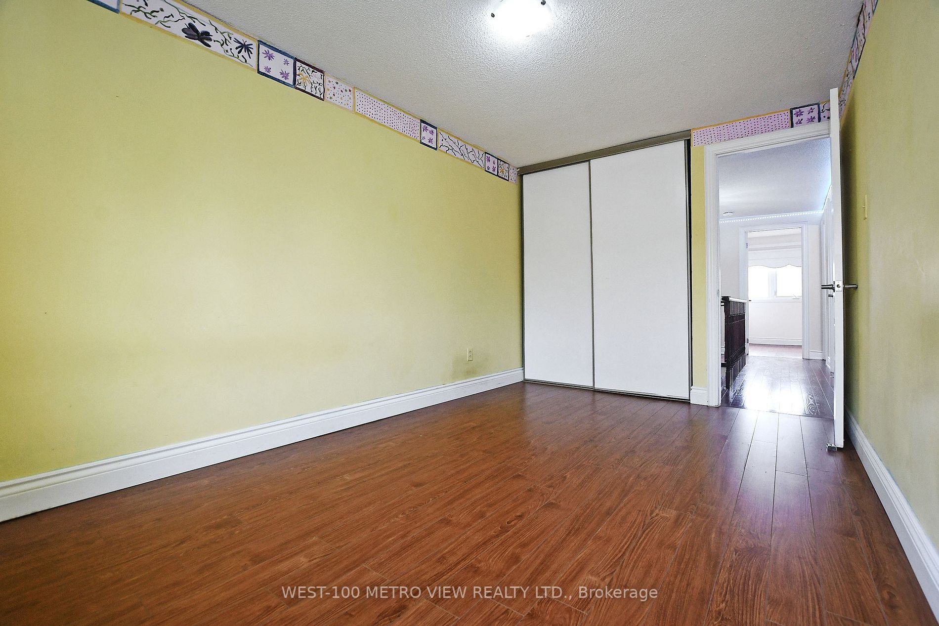 3125 Fifth Line W, ##49