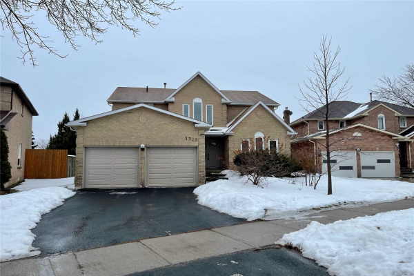 1328 Eddie Shain Dr, Oakville