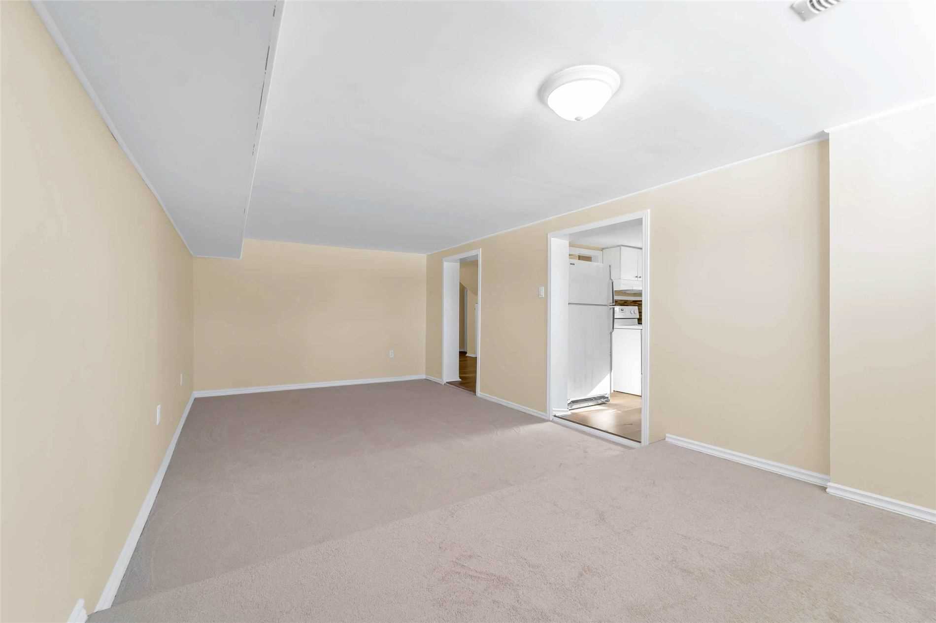 Listing W5951693 - Large Photo # 32