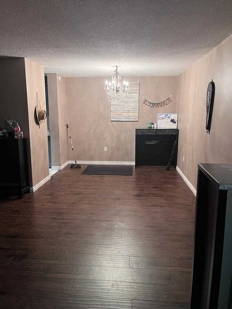 Listing W5951847 - Large Photo # 5
