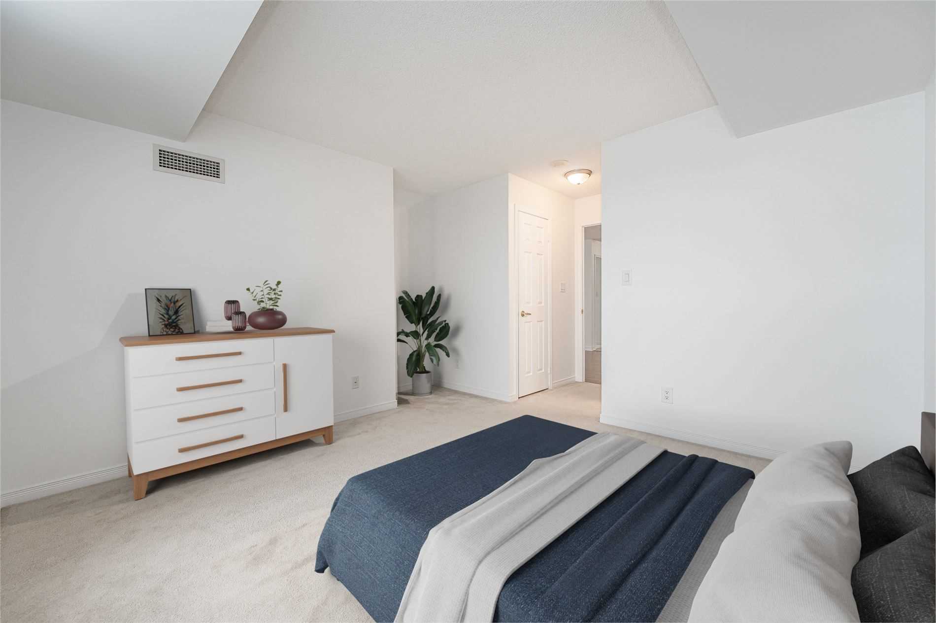 4850 Glen Erin Drive, #1703