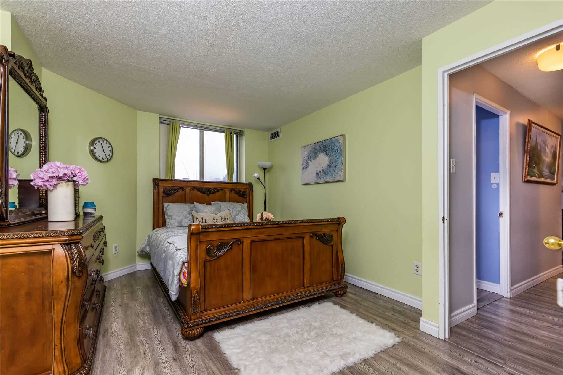 Listing W5952175 - Large Photo # 11