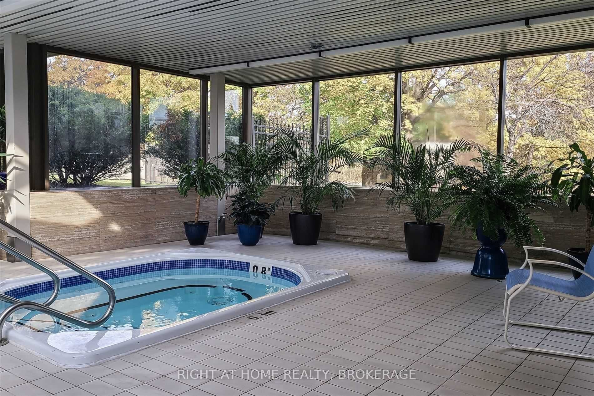 2045 Lake Shore Blvd W, #507