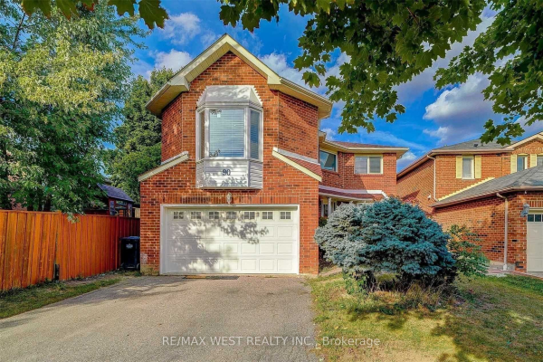 90 Peelton Heights Rd, Brampton