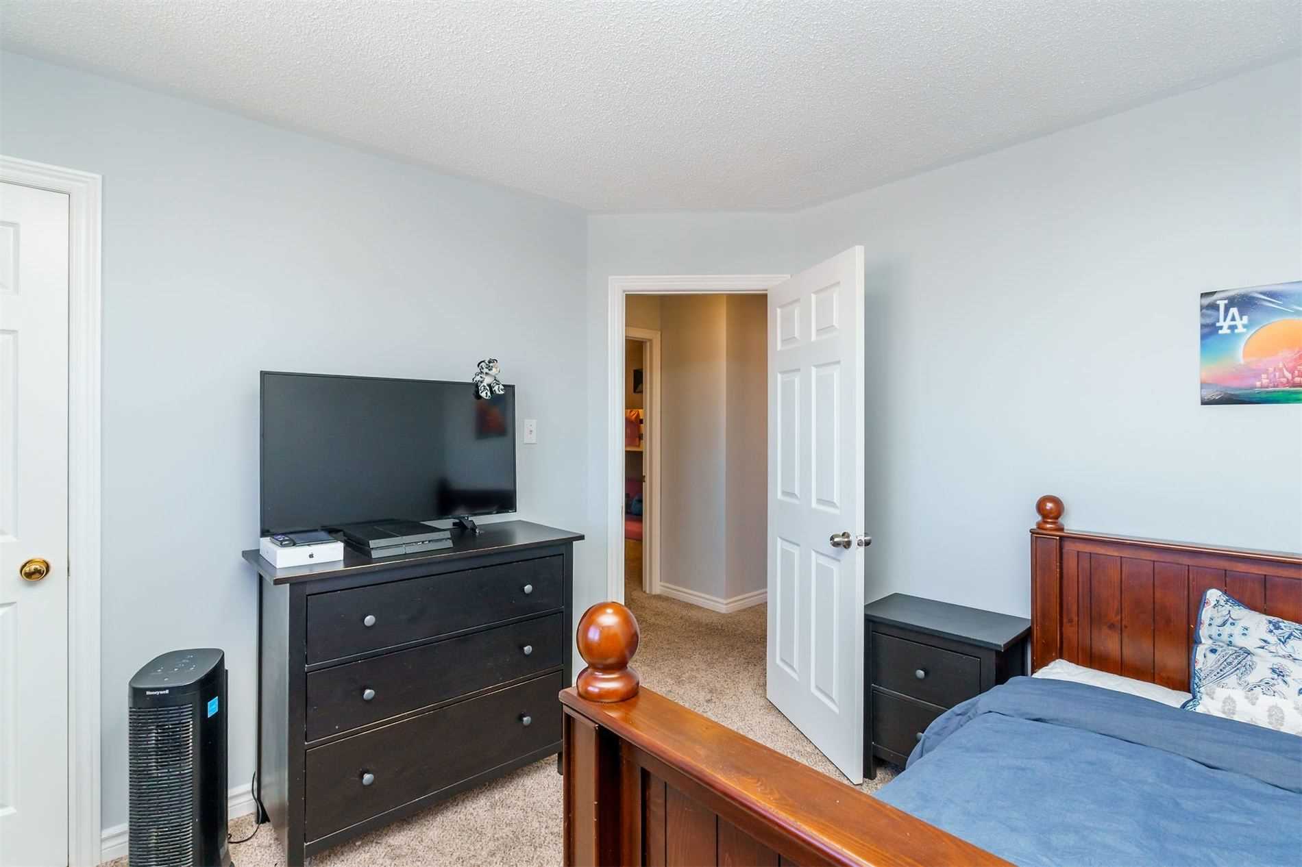 Listing W5952455 - Large Photo # 30