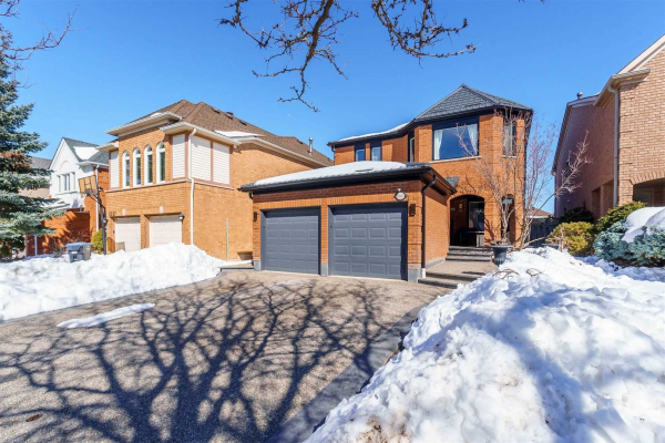 5323 Ruperts Gate Dr, Mississauga