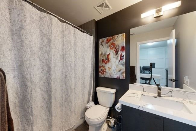 251 Manitoba St, #101