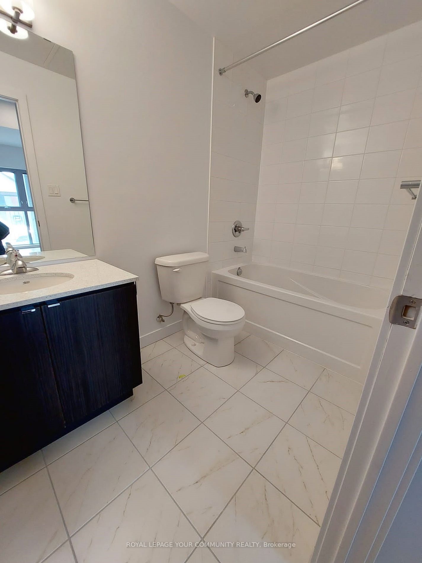 2433 Dufferin St, #102