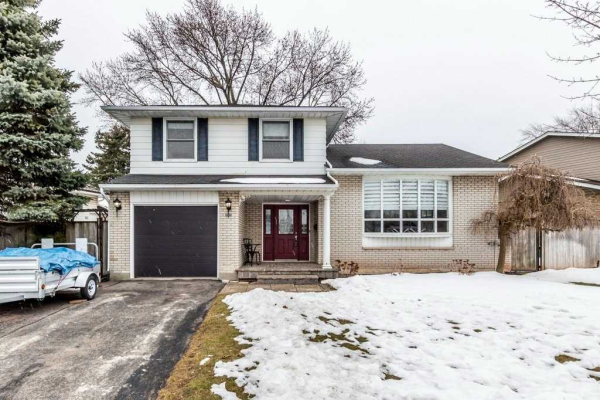 505 Donegal Dr, Burlington