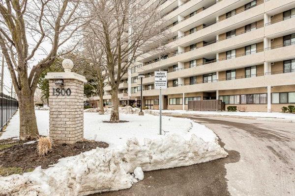 1300 Mississauga Valley Blvd, Mississauga