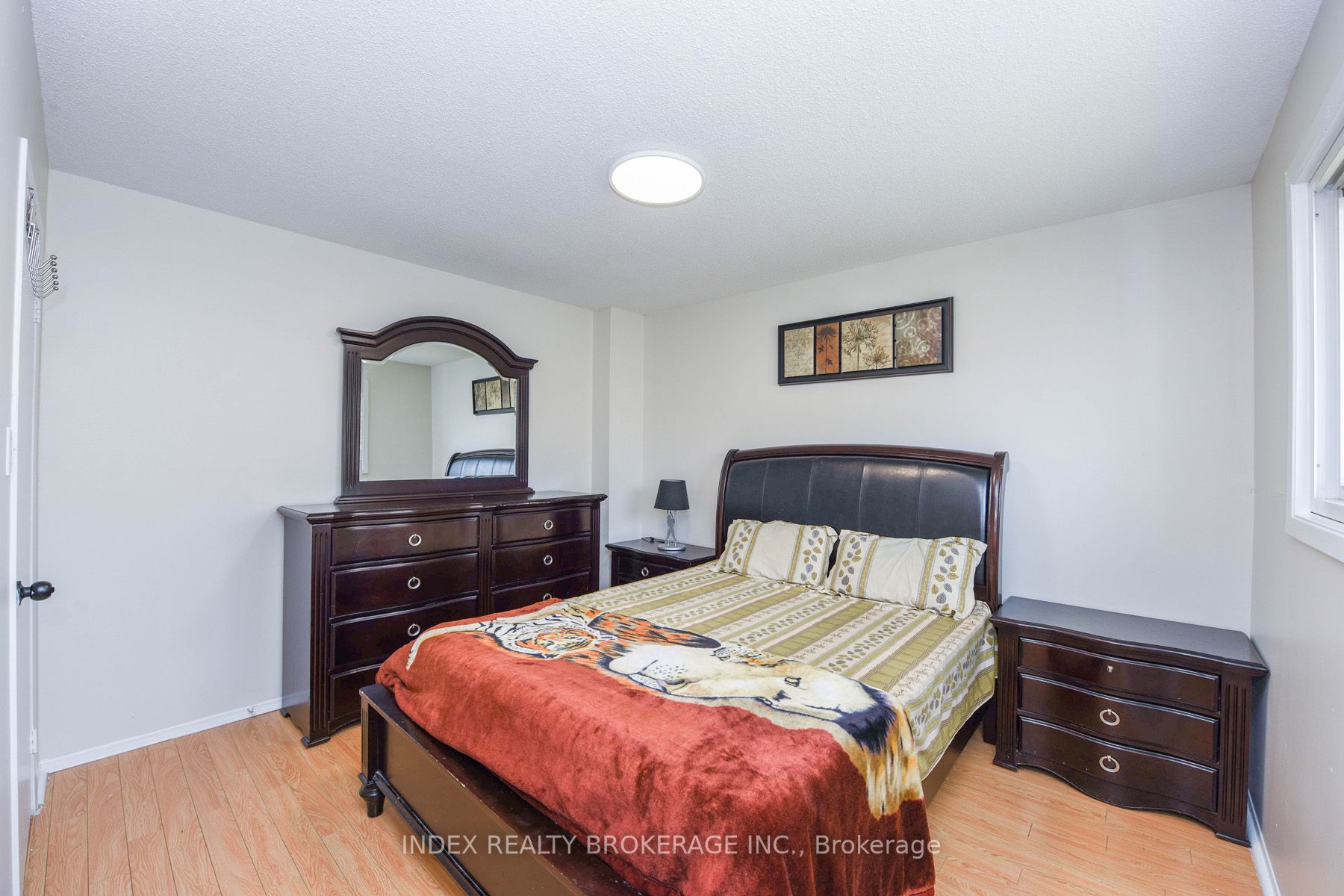 285 Conestoga Dr