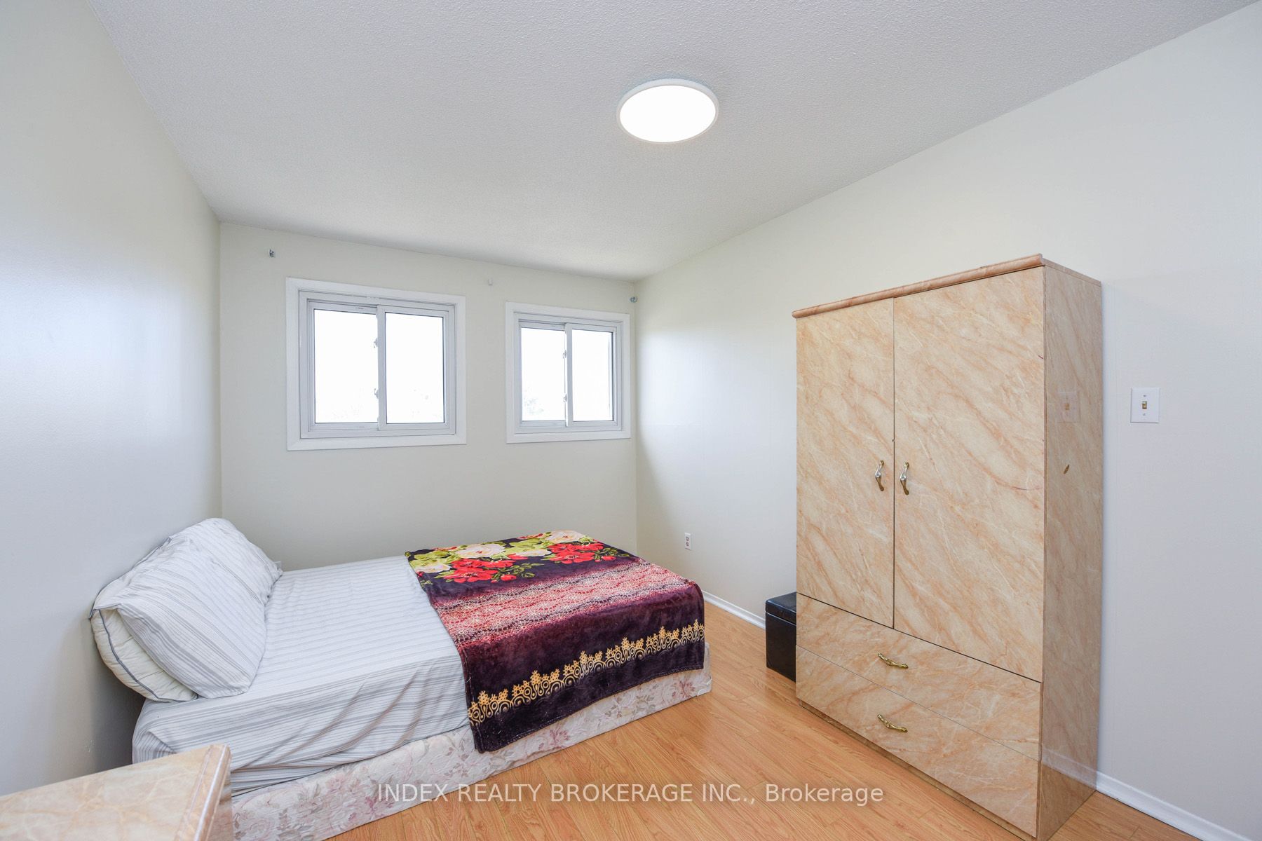 285 Conestoga Dr