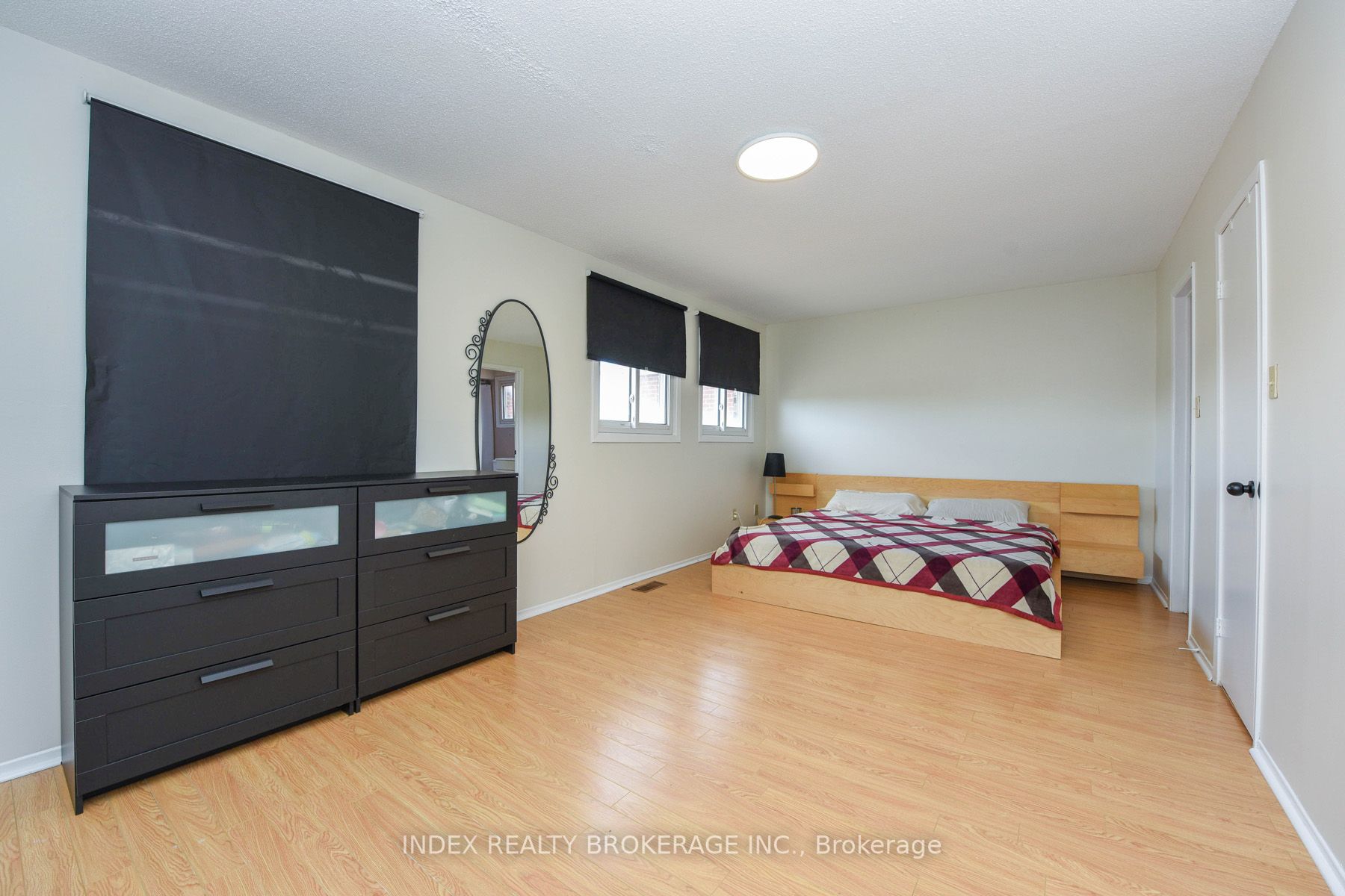 285 Conestoga Dr
