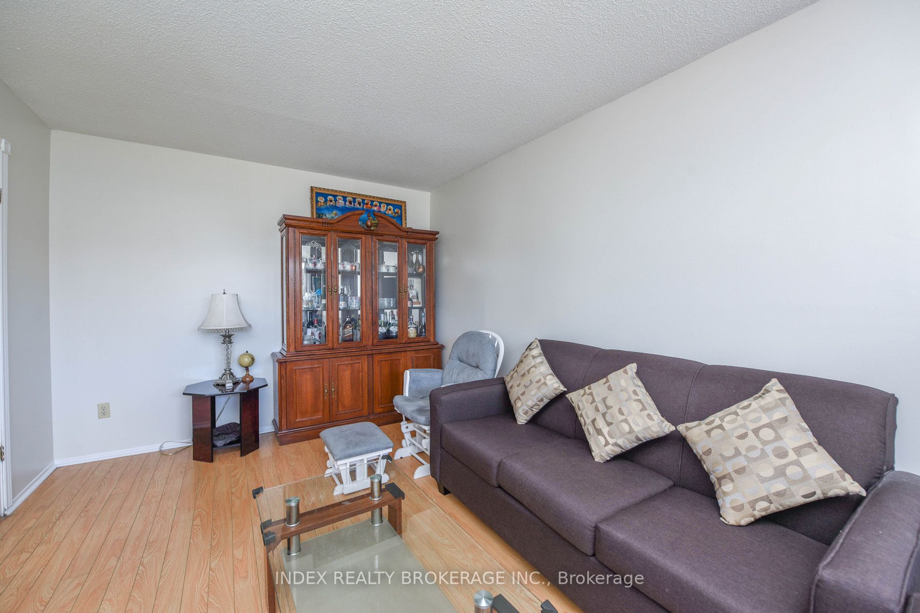 285 Conestoga Dr
