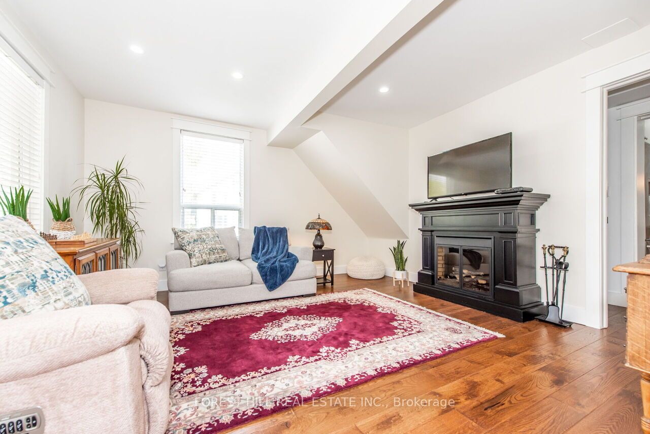 Listing W5953292 - Large Photo # 17