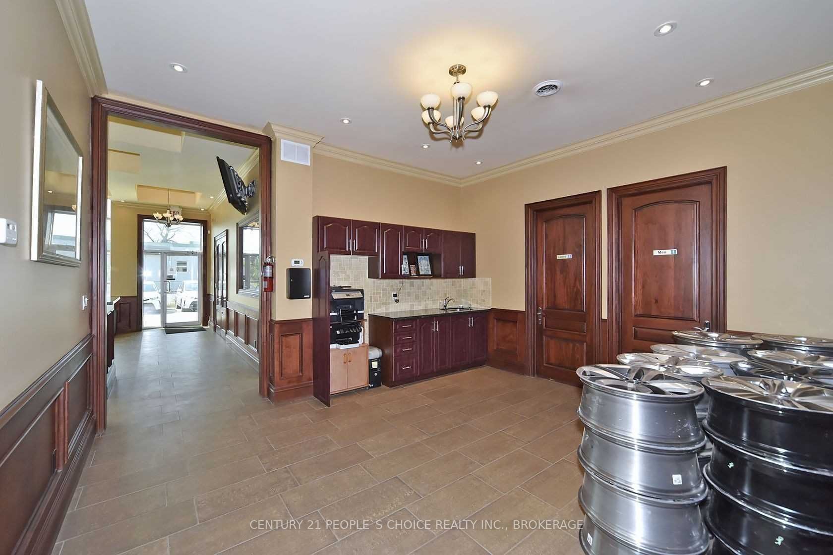 Listing W5953323 - Large Photo # 17