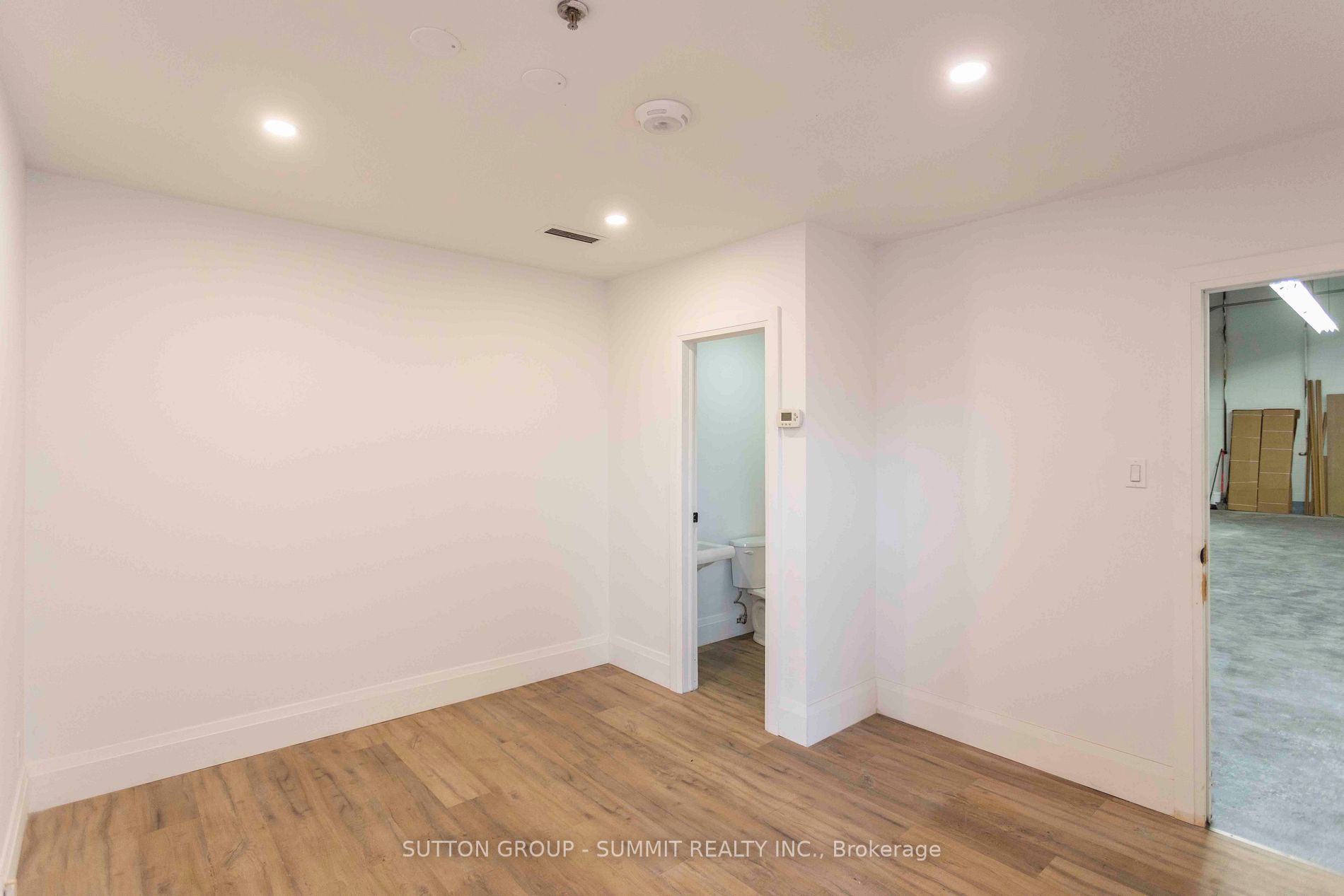 Listing W5953360 - Large Photo # 17