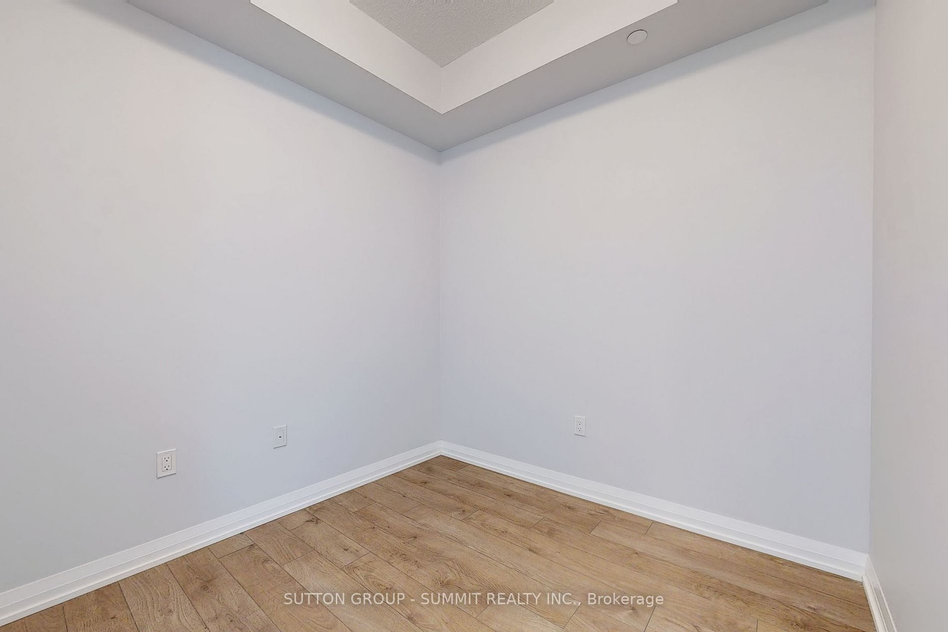 35 Watergarden Dr, #2215